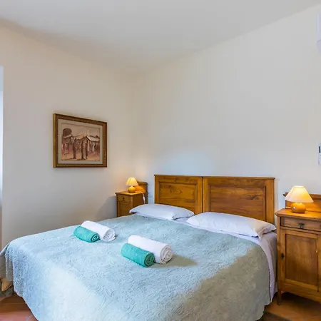 Policleto By Interhome Santo Stefano A Tizzano